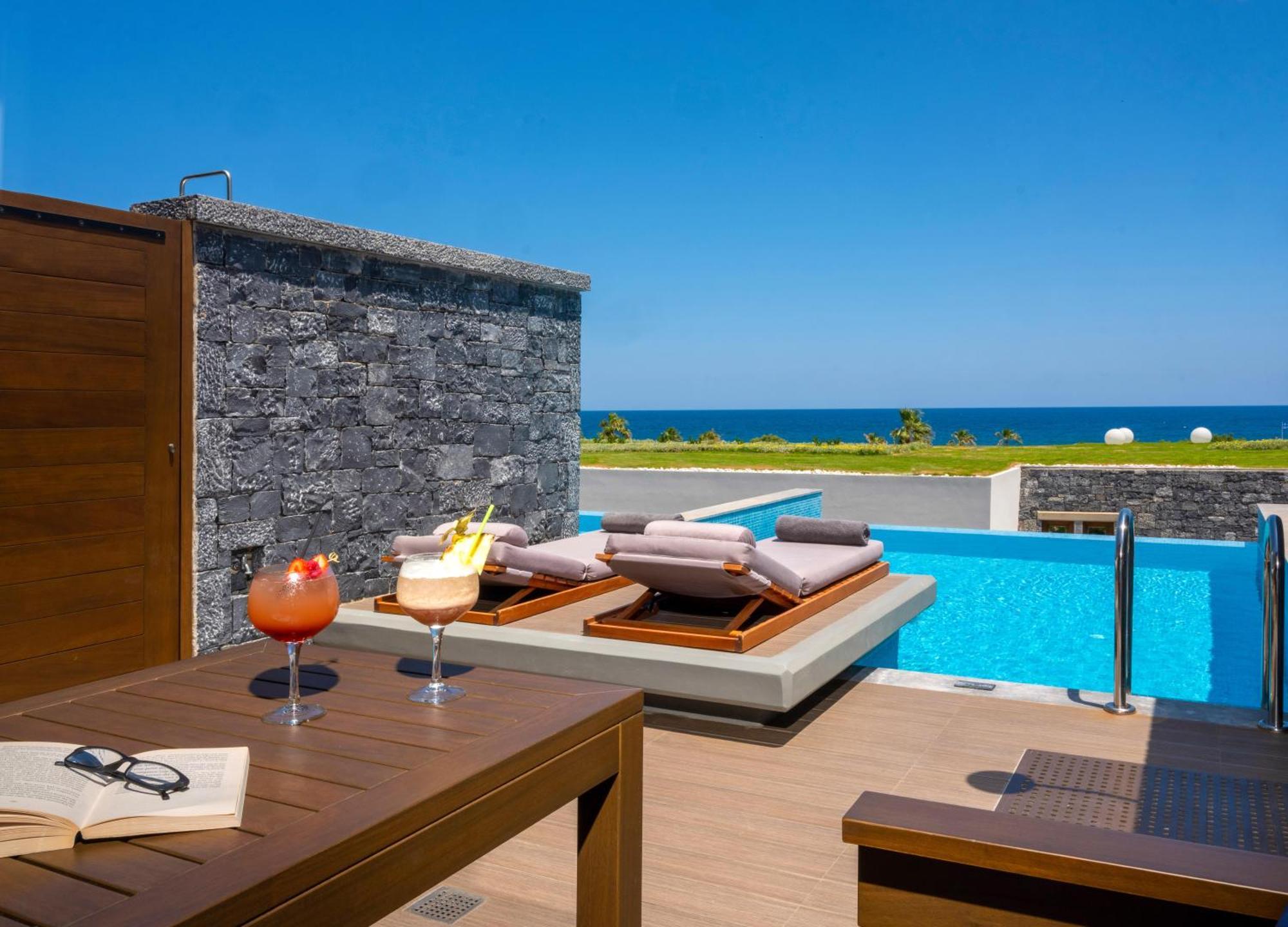 Nana Princess Suites Villas & Spa ヘルソニソス エクステリア 写真