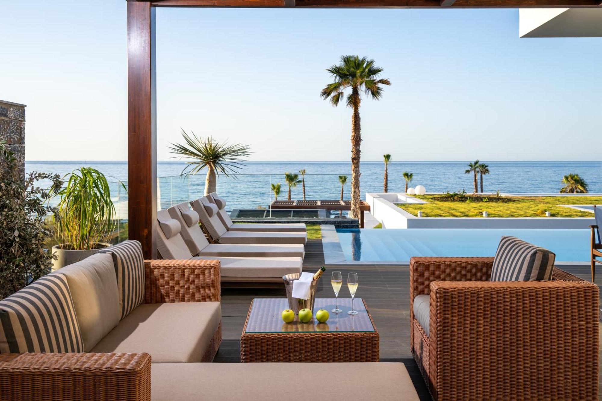 Nana Princess Suites Villas & Spa ヘルソニソス エクステリア 写真